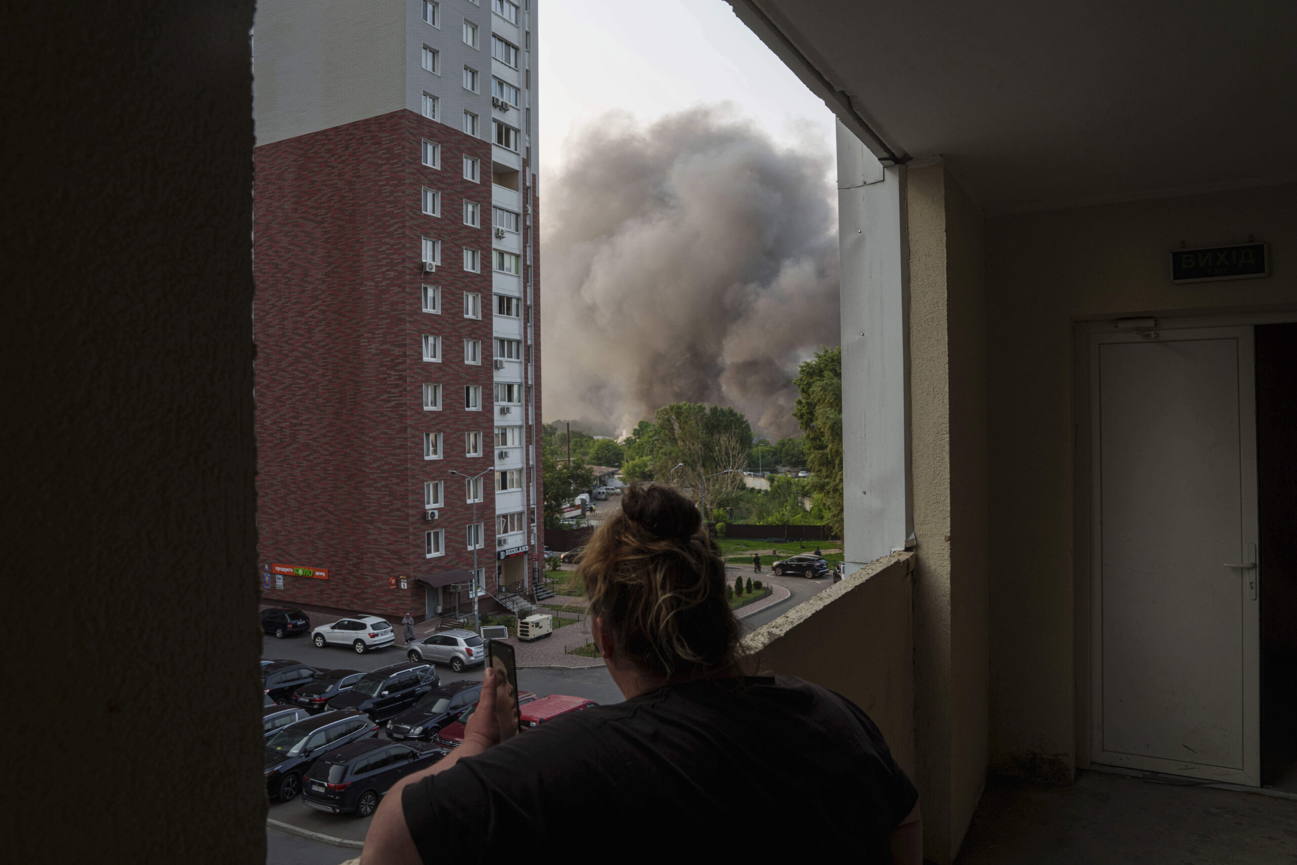 Ucraina, raid russi nella notte su Kiev e Odessa: tre morti e otto feriti Ucraina, raid russi nella notte su Kiev e Odessa: tre morti e otto feriti