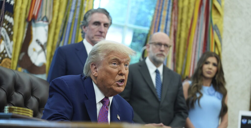 Los Angeles, Trump: “Militari la finché situazione rimane pericolosa”