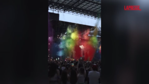 Pinguini Tattici Nucleari, la band bergamasca conquista San Siro con uno show spettacolare