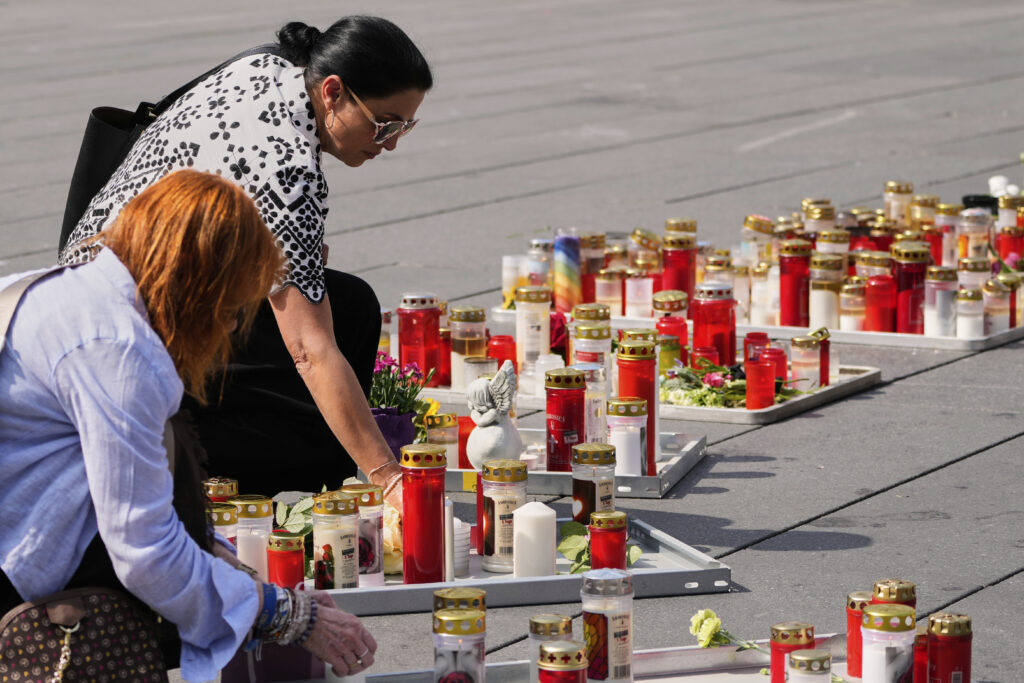 sparatoria a graz l8217autore della strage a scuola ha lasciato una lettera d8217addio
