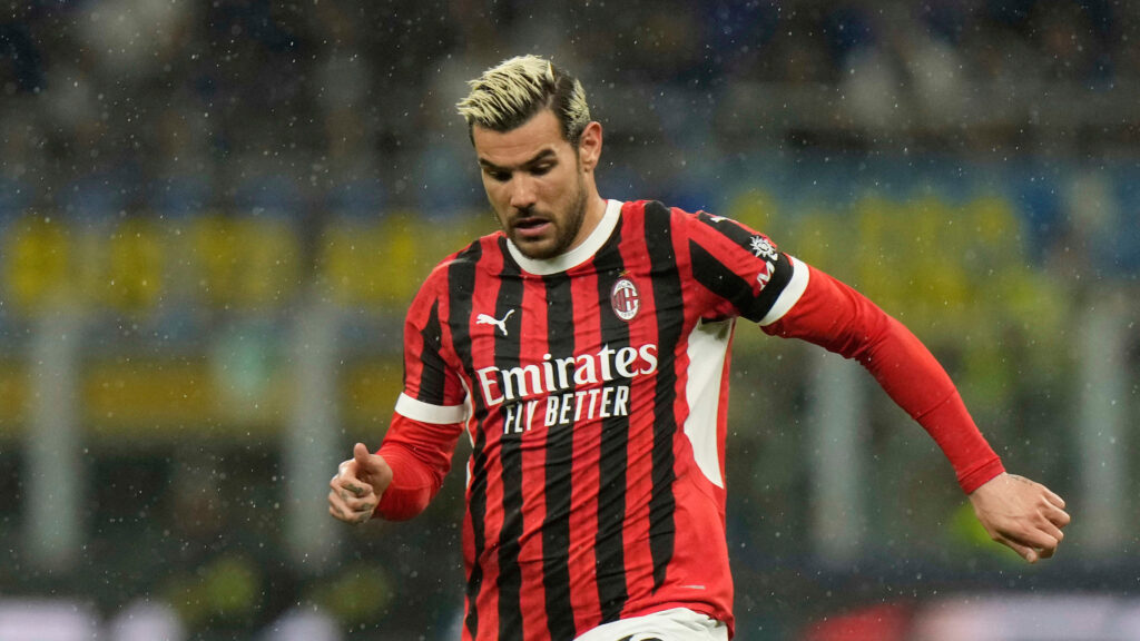 milan theo hernandez verso l8217atletico madrid
