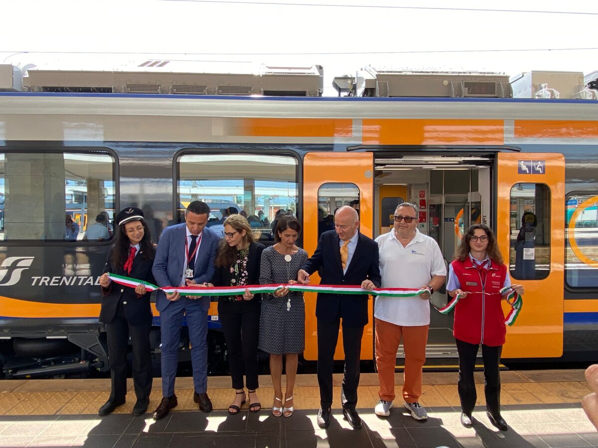 Marche, consegnato un nuovo treno Regionale Pop