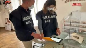 Sanità: 1160 controlli dei Nas in centri medicina estetica, sequestrate 14 strutture