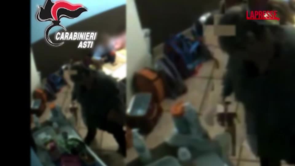 asti vessazioni e insulti razzisti alla materna sospese due educatrici le immagini dei maltrattamenti
