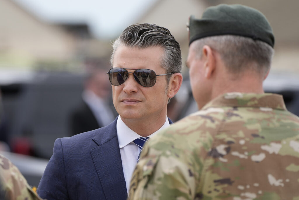 usa hegseth pronti piani per invadere groenlandia e panama