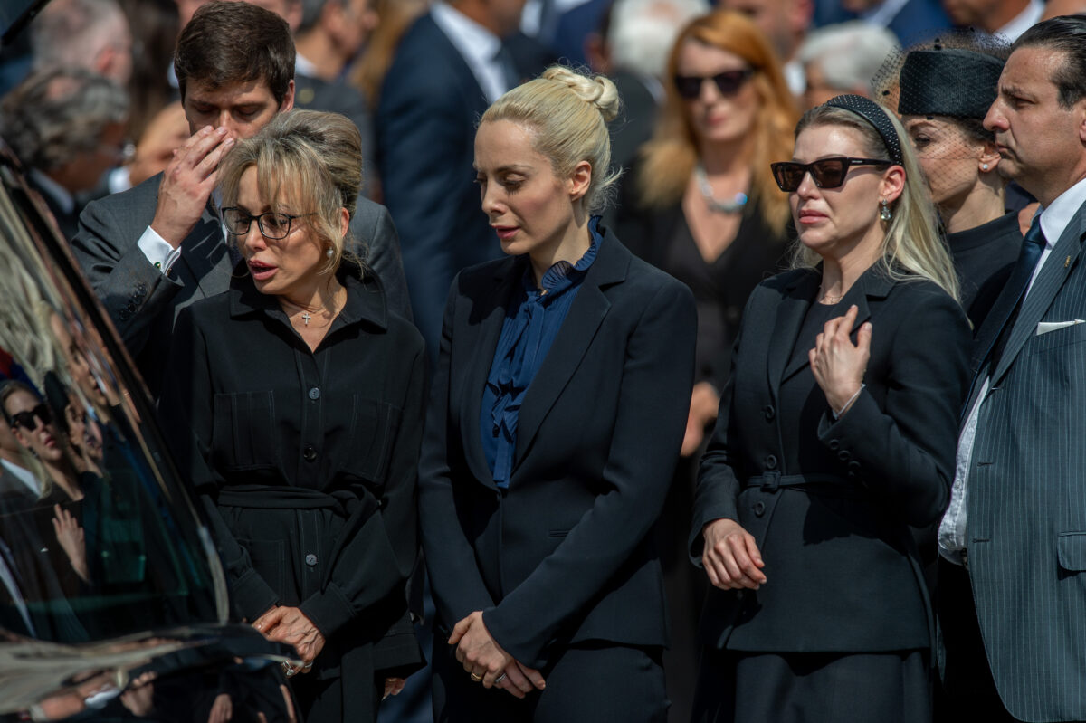 Silvio Berlusconi, il ricordo dei figli a due anni dalla morte