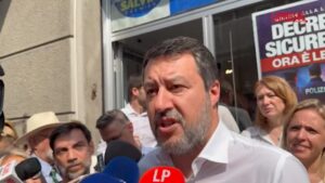 Israele attacca Iran, Salvini: “Sono preoccupato, Stato ebraico non estenda il conflitto”