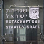 Israele chiude le ambasciate in tutto il mondo