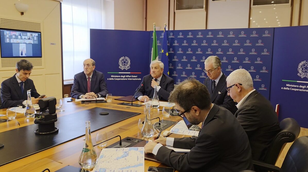 attacco israele in iran tajani situazione italiani sotto controllo