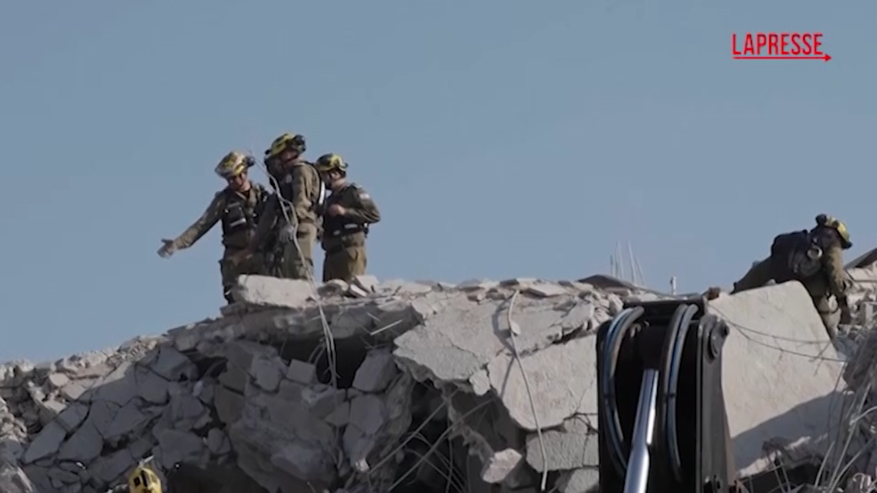 Israele, missile Iran colpisce edifici nel centro del Paese: 2 morti Israele, missile Iran colpisce edifici nel centro del Paese: 2 morti