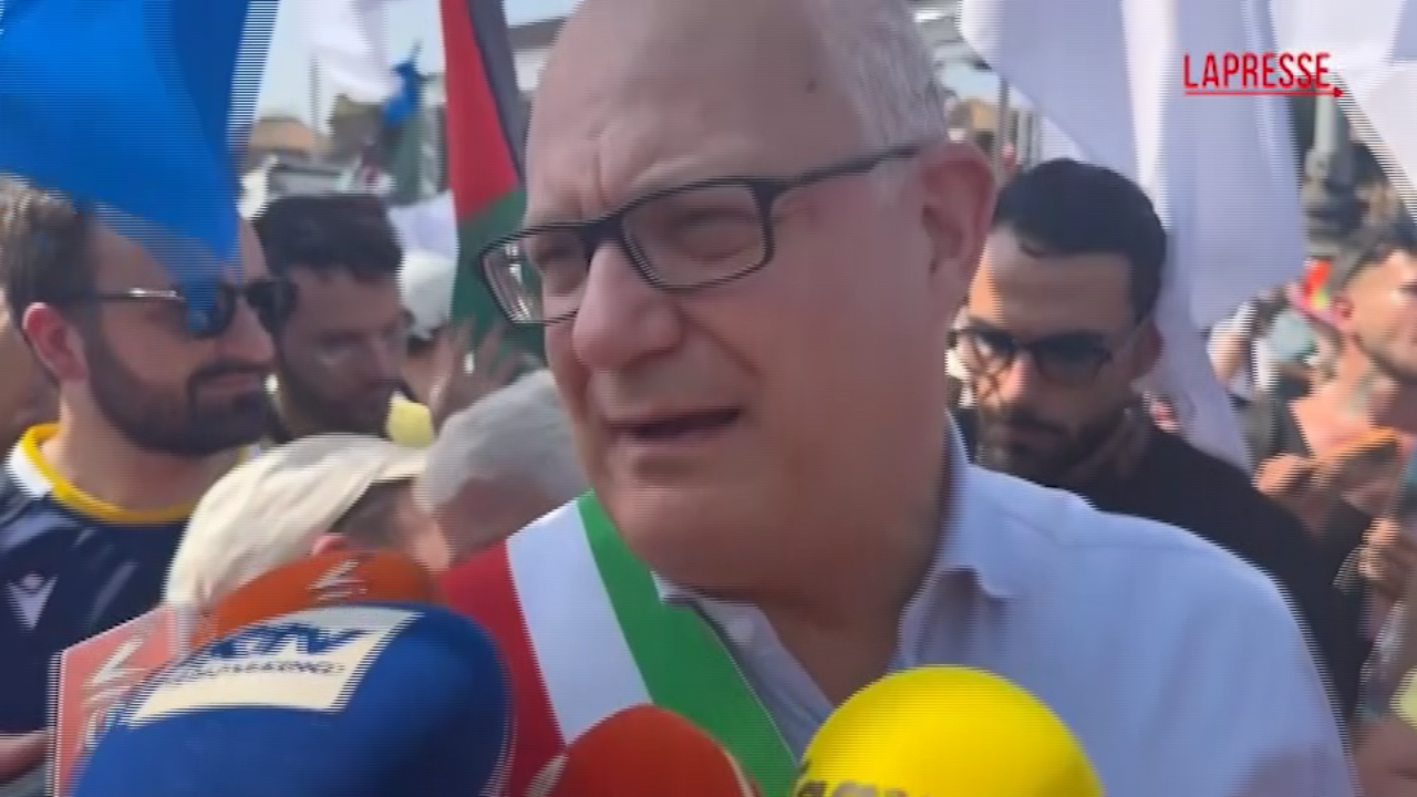 Roma Pride 2025, Gualtieri: “Con comunità Lgbtqia+ per garantire pienezza diritti” Roma Pride 2025, Gualtieri: “Con comunità Lgbtqia+ per garantire pienezza diritti”