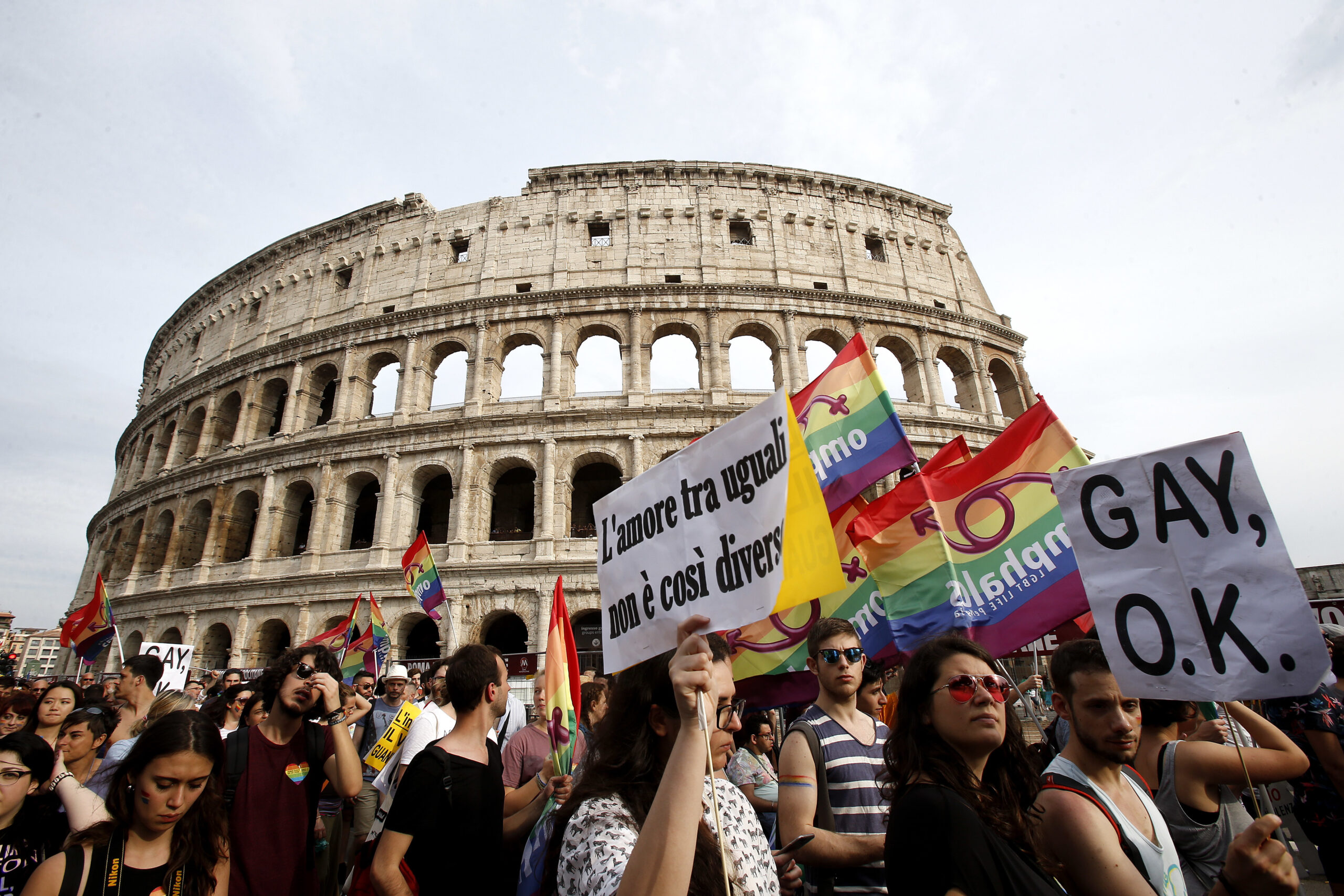 Roma Pride 2025: orari, percorso e notizie dalla manifestazione Roma Pride 2025: orari, percorso e notizie dalla manifestazione