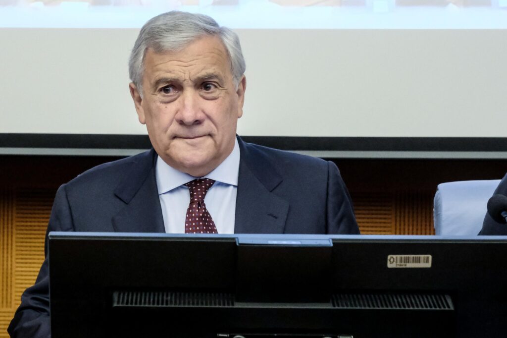 israele iran tajani teheran non pu242 dotarsi della bomba atomica