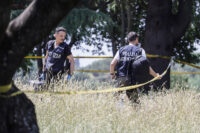 Polizia scientifica a Villa Pamphili a Roma sul luogo del ritrovamento dei cadaveri di una donna e della figlia neonata