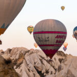 Cappadocia, cadono due mongolfiere in Turchia: un morto e 31 feriti