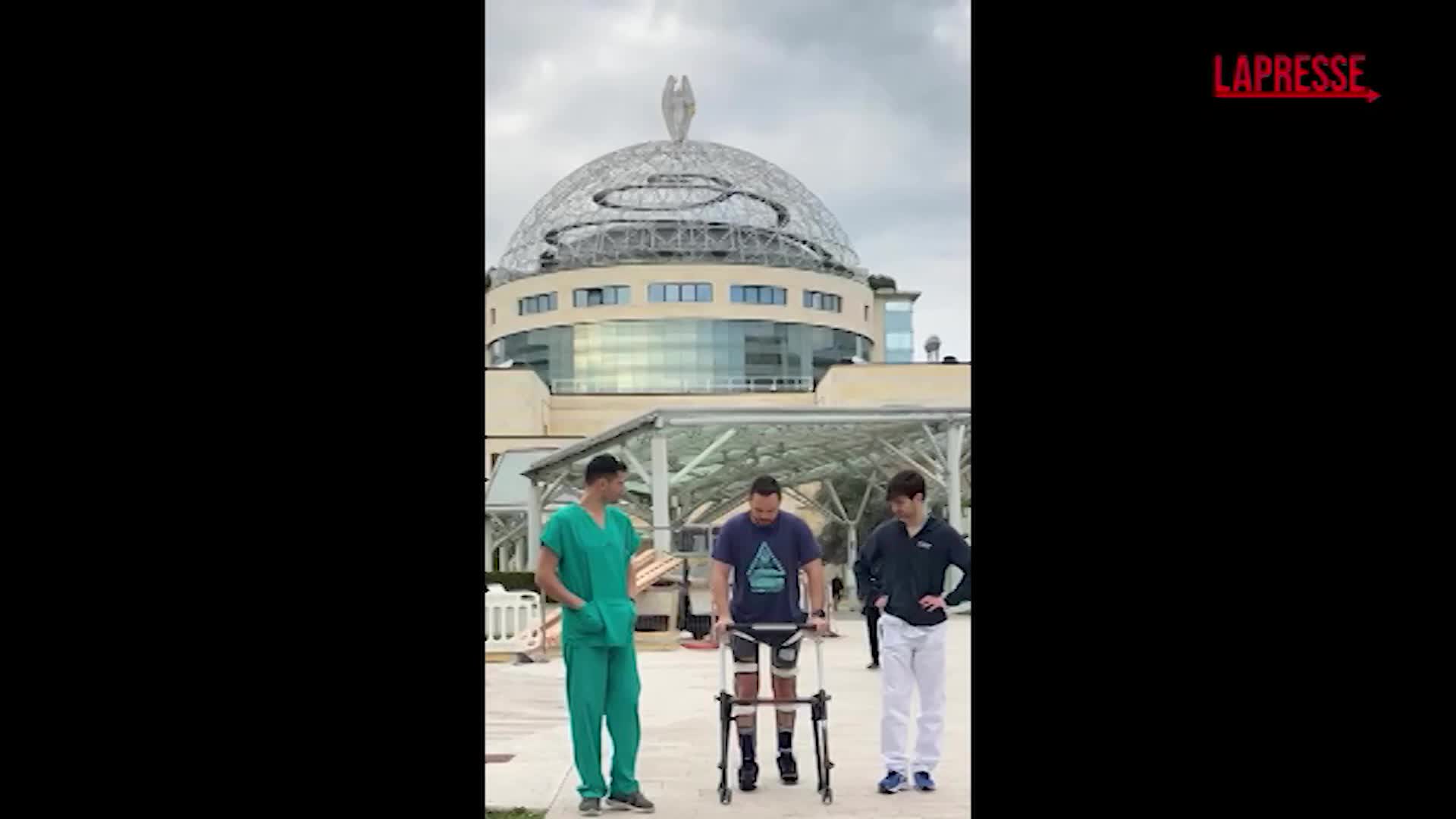 San Raffaele di Milano, un uomo con lesione midollare torna a camminare: il video San Raffaele di Milano, un uomo con lesione midollare torna a camminare: il video