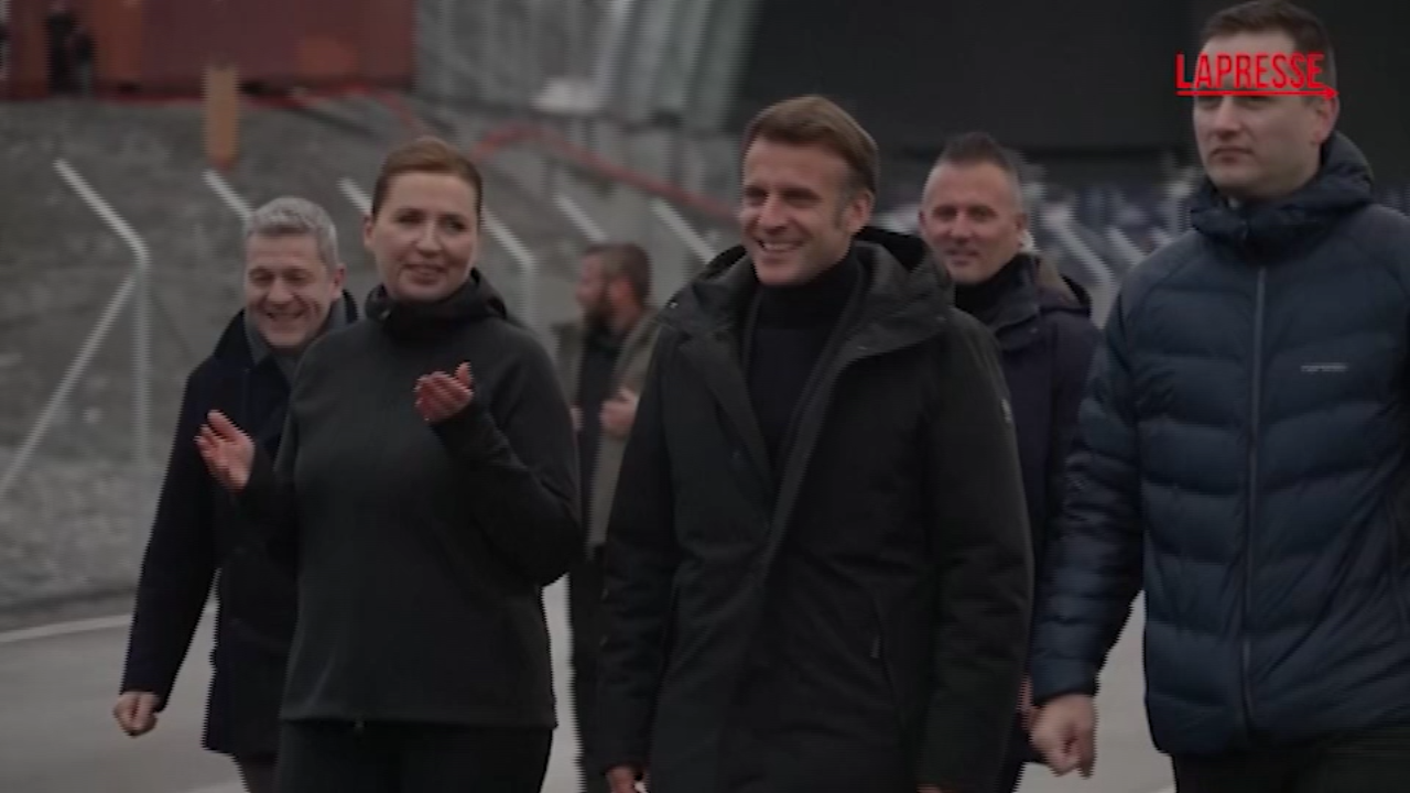 Groenlandia, l’arrivo di Emmanuel Macron in visita ufficiale Groenlandia, l’arrivo di Emmanuel Macron in visita ufficiale