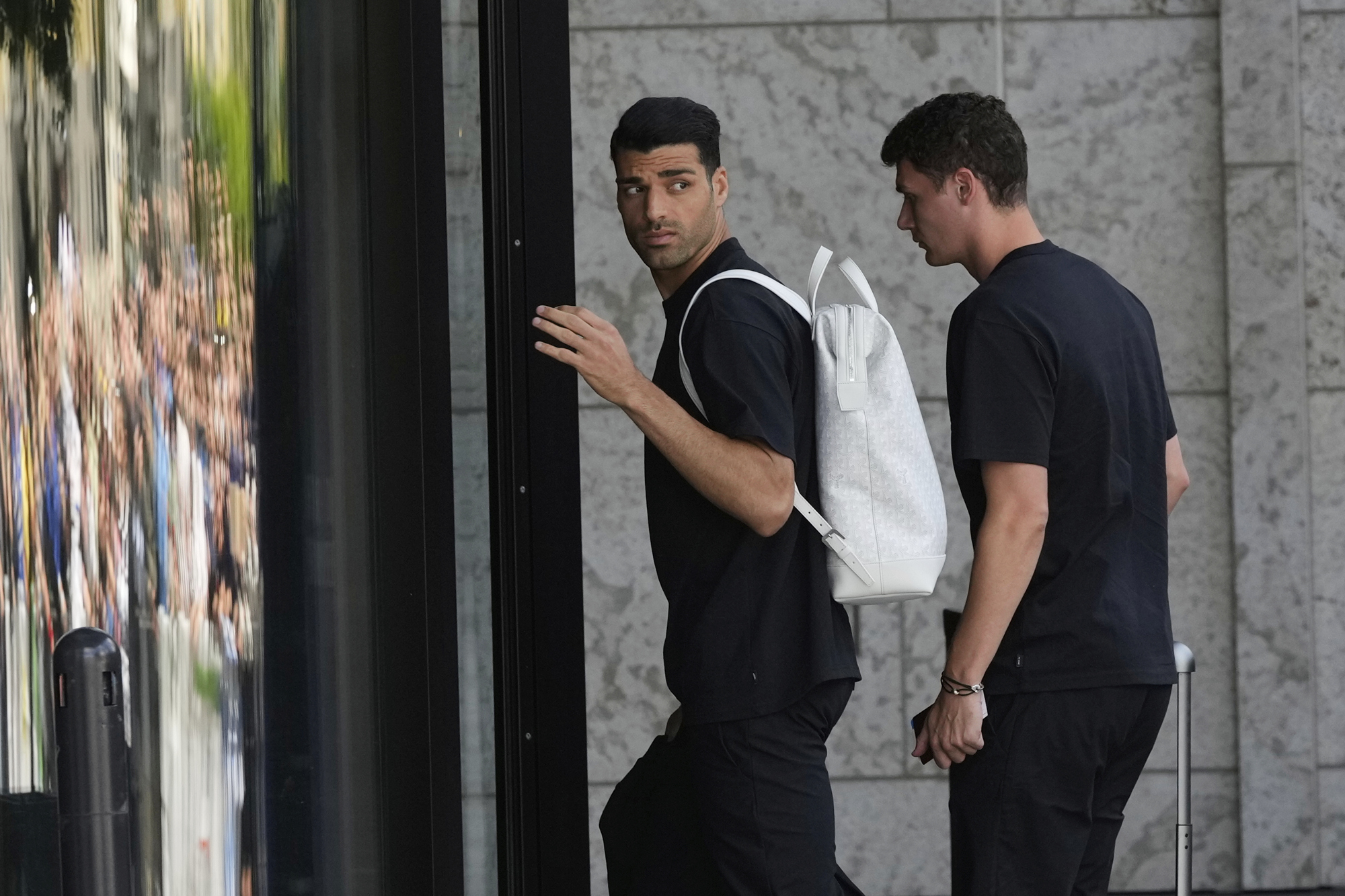 Mehdi Taremi non sarà al mondiale per club 2025: bloccato in Iran Mehdi Taremi non sarà al mondiale per club 2025: bloccato in Iran