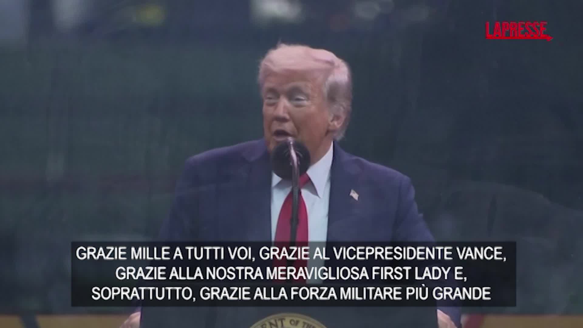Usa, Trump: “Era ora che l’America celebrasse le sue vittorie” Usa, Trump: “Era ora che l’America celebrasse le sue vittorie”