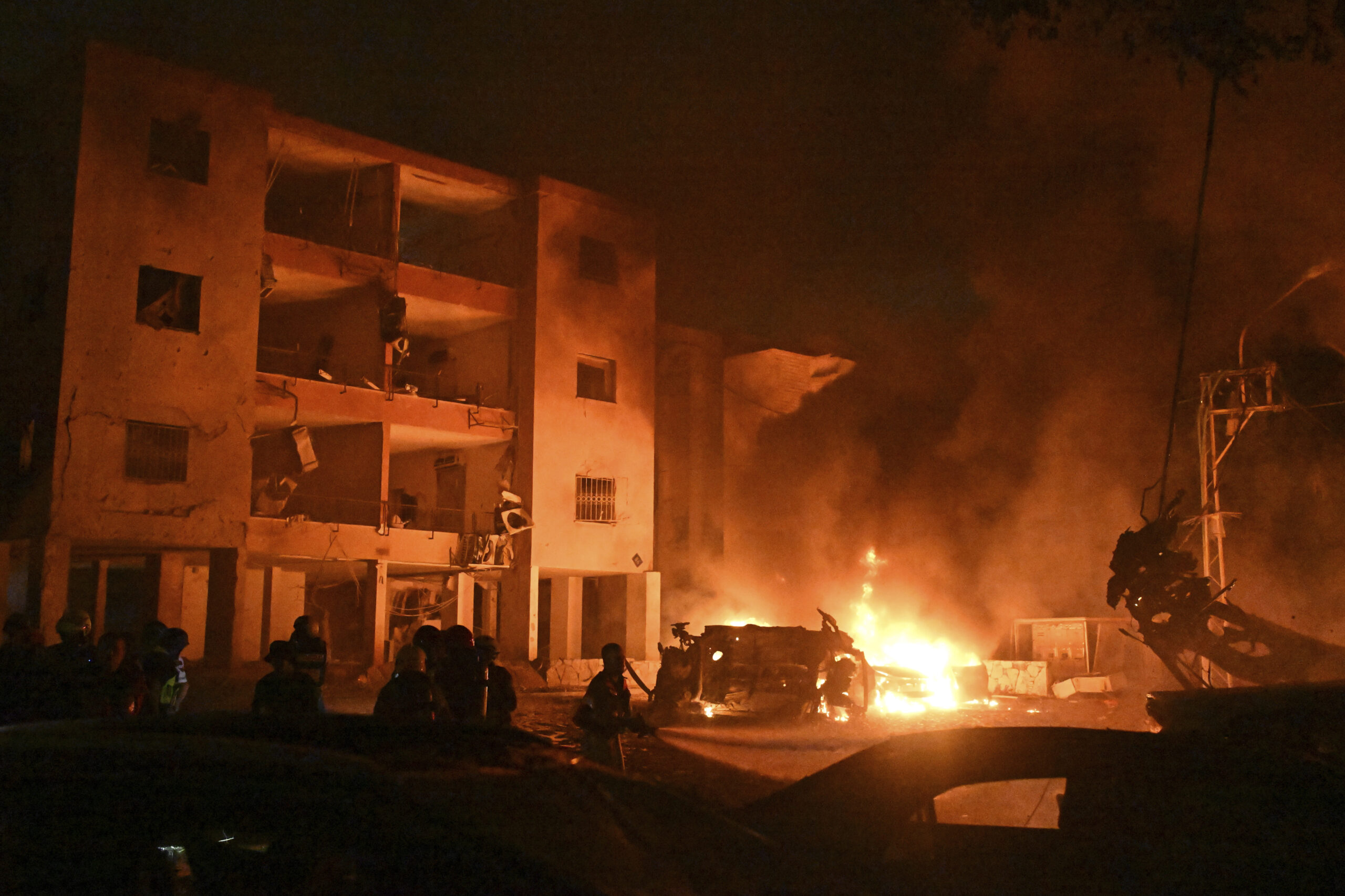 Guerra Israele-Iran, eliminati vertici intelligence Pasdaran. Trump: “Aperto a Putin mediatore”