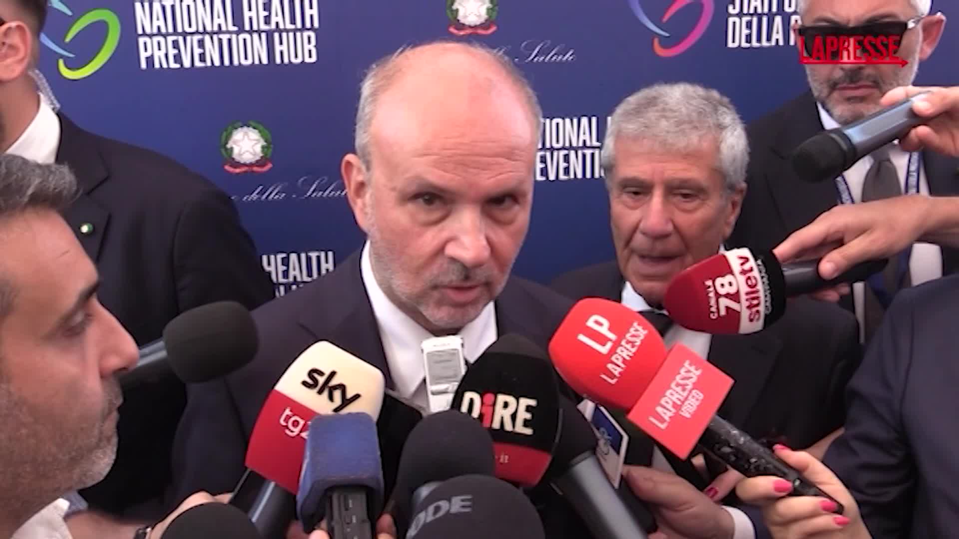 Pandemia, Schillaci: “Antimicrobico resistenza è la vera emergenza ma siamo pronti” Pandemia, Schillaci: “Antimicrobico resistenza è la vera emergenza ma siamo pronti”