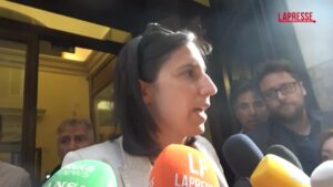 Povertà, Schlein a Meloni: “Parla di prevenzione ma non mette un euro”