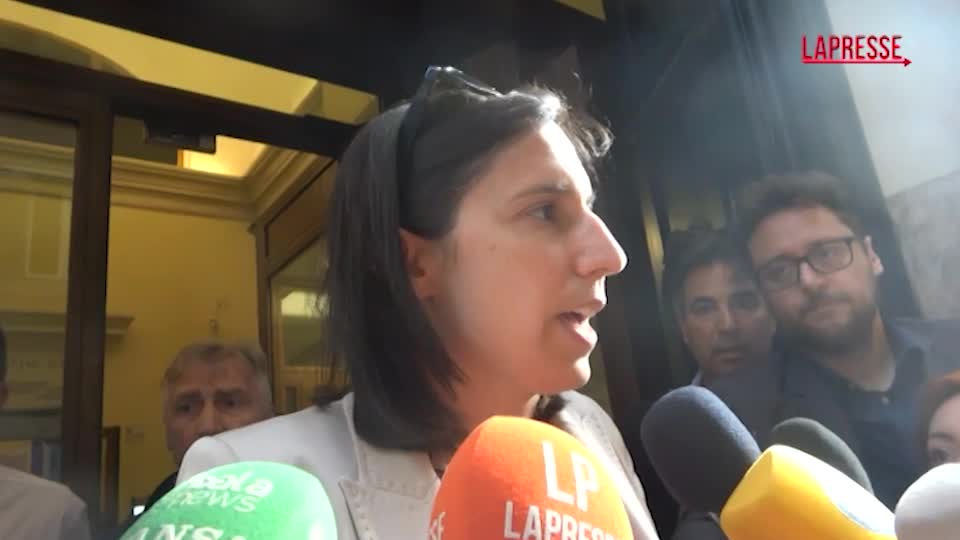 Povertà, Schlein a Meloni: “Parla di prevenzione ma non mette un euro” Povertà, Schlein a Meloni: “Parla di prevenzione ma non mette un euro”