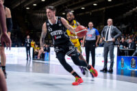 Achille Polonara con la maglia della Virtus Bologna