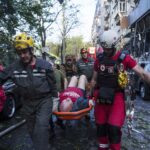 Ucraina, attacco russo su Kiev e Odessa: 15 morti. Zelensky: “Terrorismo puro”