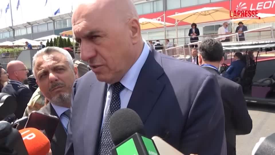Difesa, Crosetto: “Capacità produttiva Italia e Ue? Vedo lentezza e burocrazia” Difesa, Crosetto: “Capacità produttiva Italia e Ue? Vedo lentezza e burocrazia”