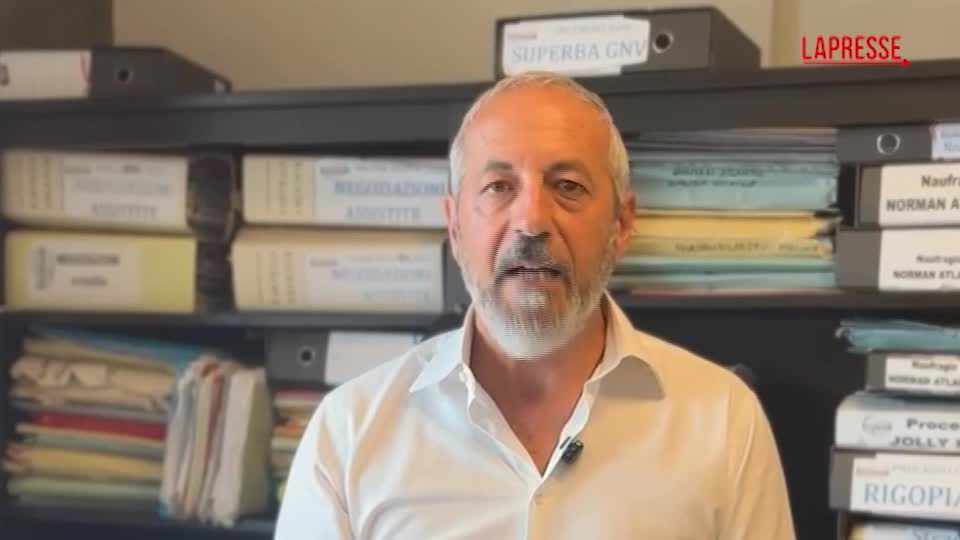 Omicidio Fregene, legale famiglia Comboni: “Trovata l’arma del delitto” Omicidio Fregene, legale famiglia Comboni: “Trovata l’arma del delitto”