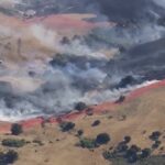 California, grande incendio a San Jose: le immagini dall’alto