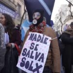 Argentina, Cristina Fernandez ai domiciliari: i supporter la difendono