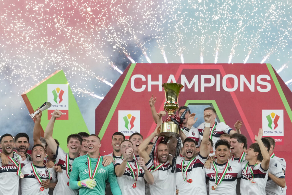 Dalla Coppa Italia del Bologna allo scudetto Virtus, l’anno d’oro della ‘Dotta’ Dalla Coppa Italia del Bologna allo scudetto Virtus, l’anno d’oro della ‘Dotta’