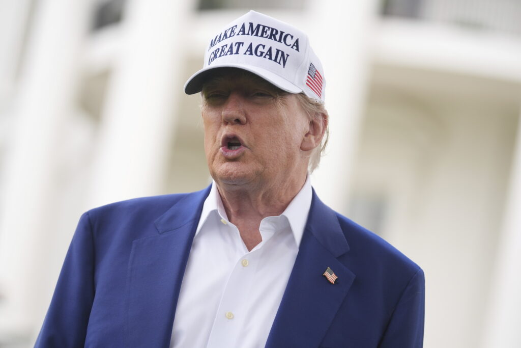 Israele Iran, Trump insiste: “Teheran si arrenda senza condizioni” Israele Iran, Trump insiste: “Teheran si arrenda senza condizioni”
