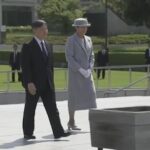 Giappone, la coppia imperiale commemora le vittime della bomba atomica di Hiroshima