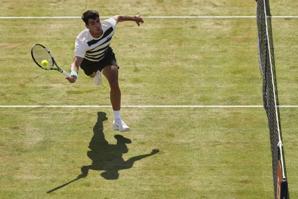 Atp Queen’s 2025, oggi in campo Alcaraz: programma e dove vederlo Atp Queen’s 2025, oggi in campo Alcaraz: programma e dove vederlo