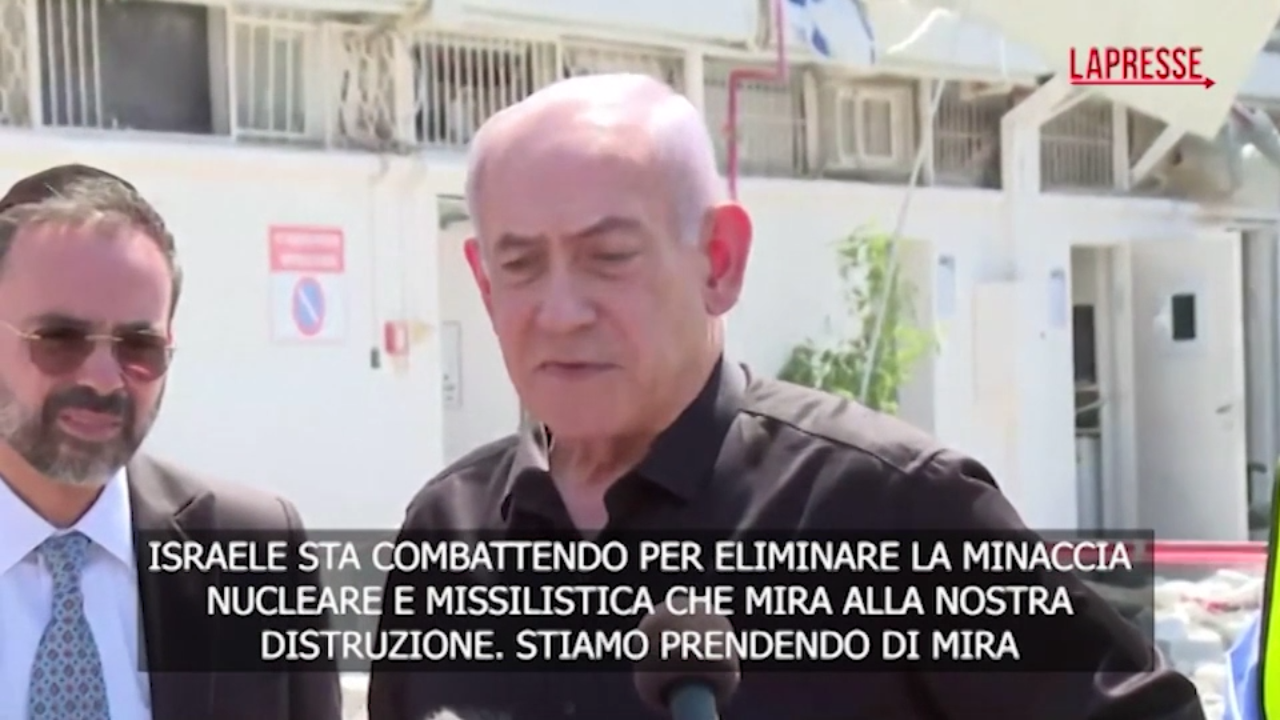 Israele Iran, Netanyahu: “Noi colpiamo siti nucleari, loro ospedali” Israele Iran, Netanyahu: “Noi colpiamo siti nucleari, loro ospedali”