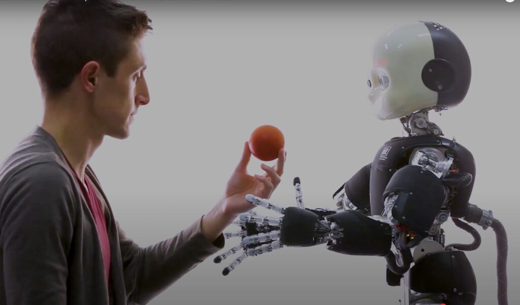 robot italiani protagonisti all8217expo di osaka viaggio immersivo tra smartcity ecorobotica e porti intelligenti