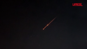 Israele-Iran, missili intercettati nel cielo di Ramallah: le immagini notturne