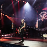 Ligabue celebra ‘La Notte delle Notti’ davanti a 100mila fan a Campovolo