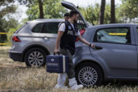 Villa pamphili, donna e bambina trovate morte