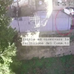 Roma, 34enne arrestato per incendi auto forze dell’ordine: le immagini delle telecamere di sicurezza