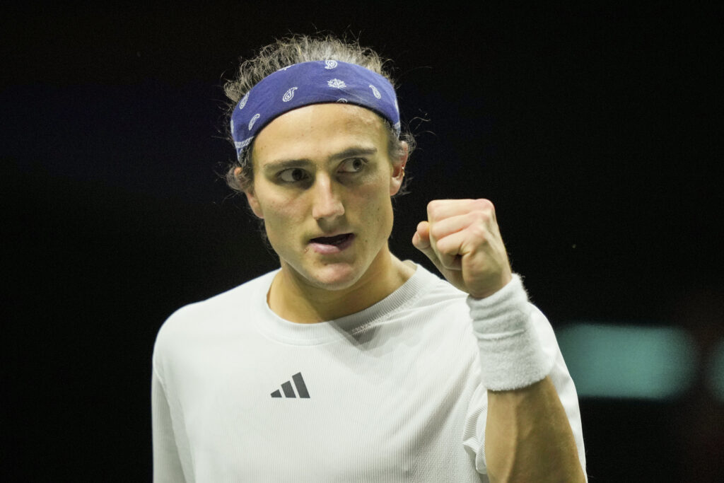 Atp Eastbourne 2025, Mattia Bellucci batte Halys Atp Eastbourne 2025, Mattia Bellucci batte Halys