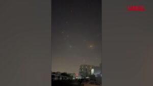 Iran attacca base Usa in Qatar, missili ed esplosioni nei cieli di Doha