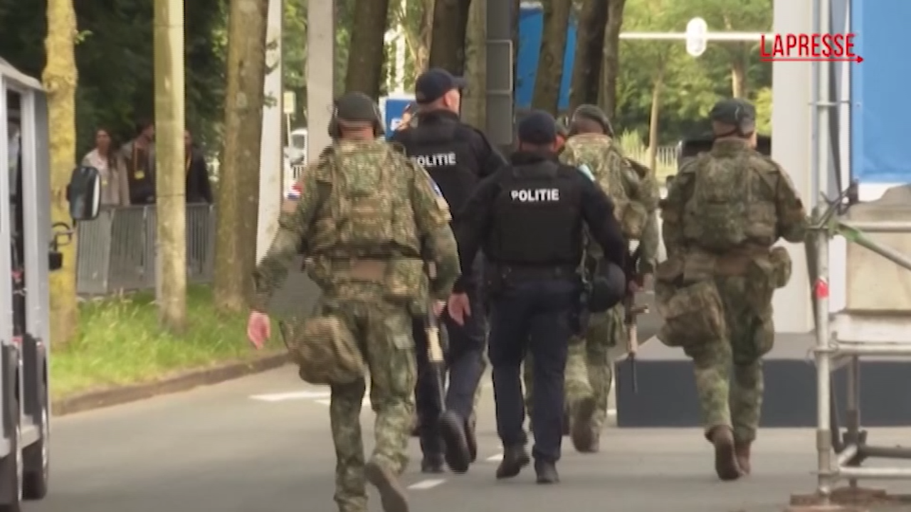 vertice nato all8217aia si incontrano i leader mondiali le immagini della location
