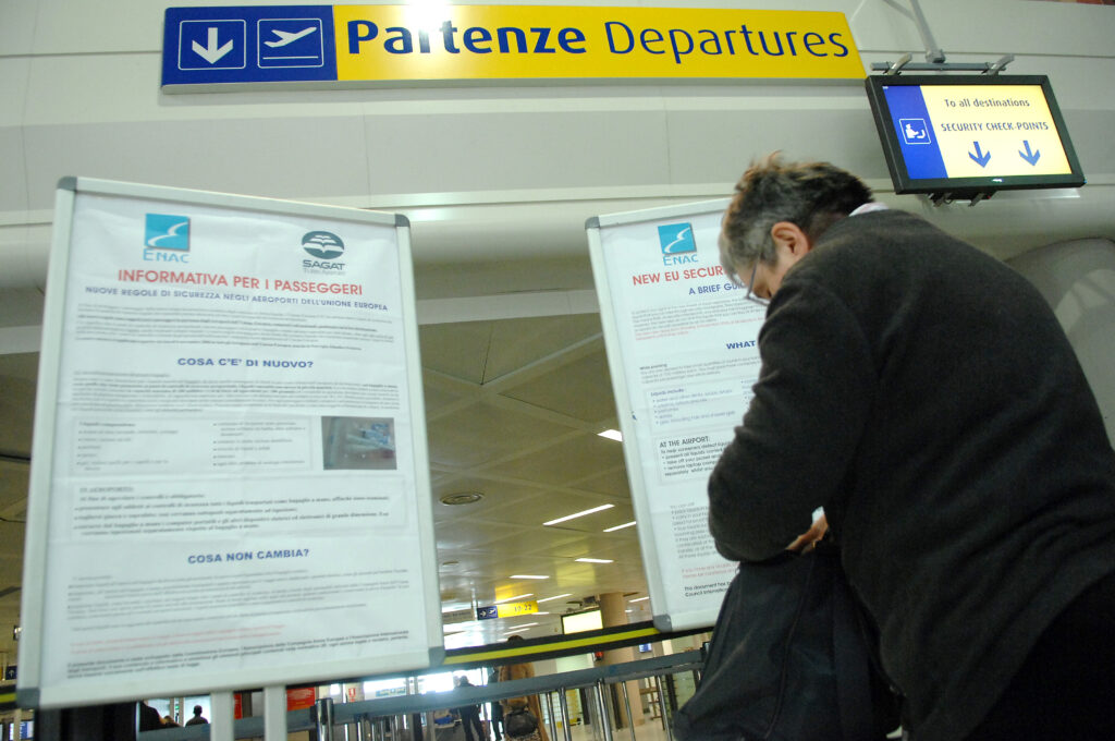 Qatar, spazio aereo chiuso: cosa sapere su voli cancellati e rimborsi Qatar, spazio aereo chiuso: cosa sapere su voli cancellati e rimborsi