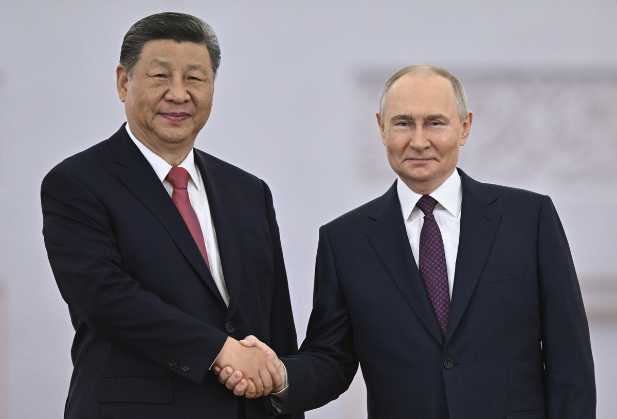 Israele Iran, Putin e Xi: “Bene tregua, si trovi accordo” Israele Iran, Putin e Xi: “Bene tregua, si trovi accordo”