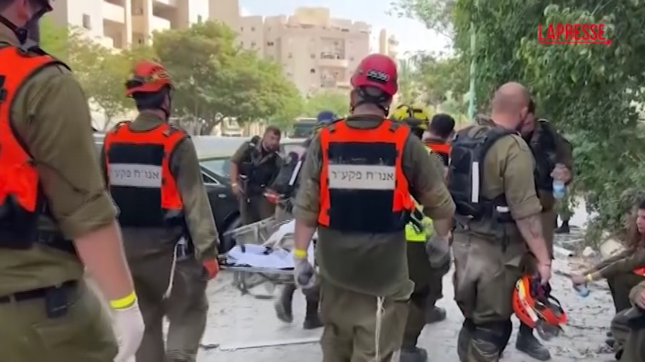 Israele Iran, missili a Beersheba dopo il cessate il fuoco: 4 morti Israele Iran, missili a Beersheba dopo il cessate il fuoco: 4 morti