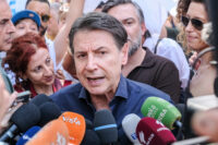 Giuseppe Conte (M5S) partecipa a una manifestazione contro il riarmo a Roma
